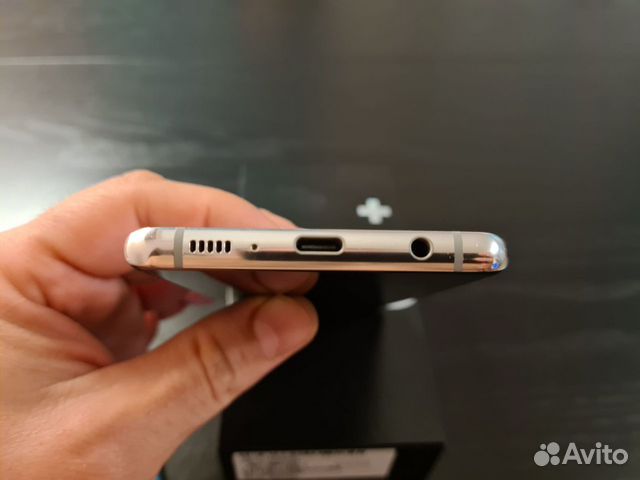 Samsung Galaxy S10+, 8/128 ГБ объявление продам
