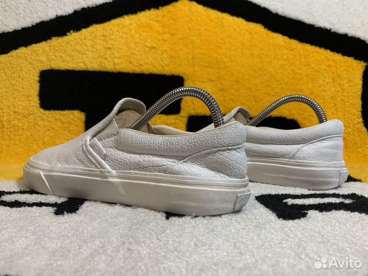 Слипоны Vans Classic Slip-On 38,5 5,5uk оригинал