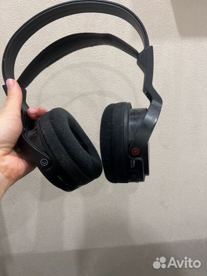 Беспроводные наушники sony TMR RF810r