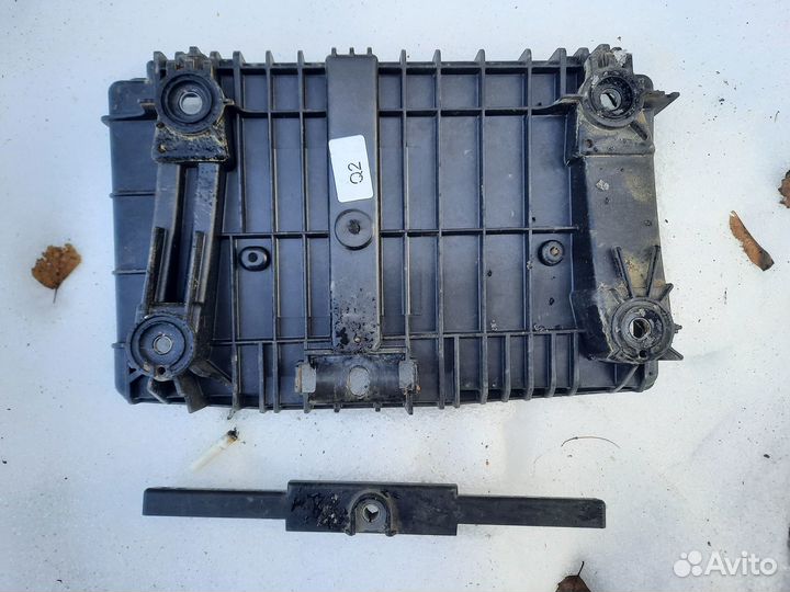 Площадка под аккумулятор Mercedes W205 W213 X253