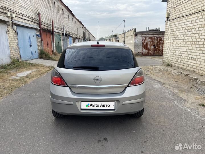 Opel Astra 1.8 МТ, 2010, 216 000 км