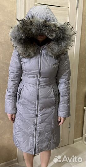 Пуховик женский 44 длинный снежная королева