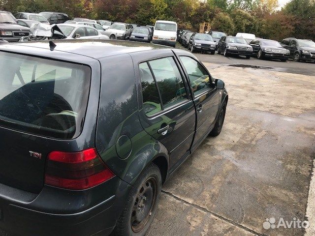 Разбор на запчасти Volkswagen Golf 4