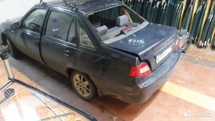 Заднее стекло Daewoo Nexia
