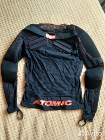 Защитная кофта atomic