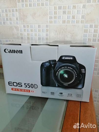 Фотоаппарат зеркальный canon 550d