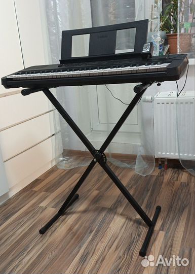 Синтезатор Yamaha PSR-E360B Black
