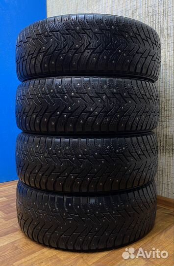 Nokian Tyres Hakkapeliitta 8 215/65 R16