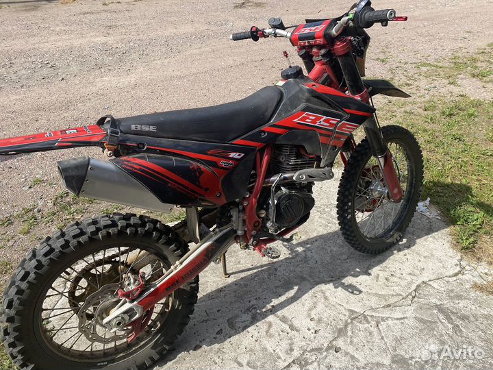 Продам мотоцикл BSE Z10