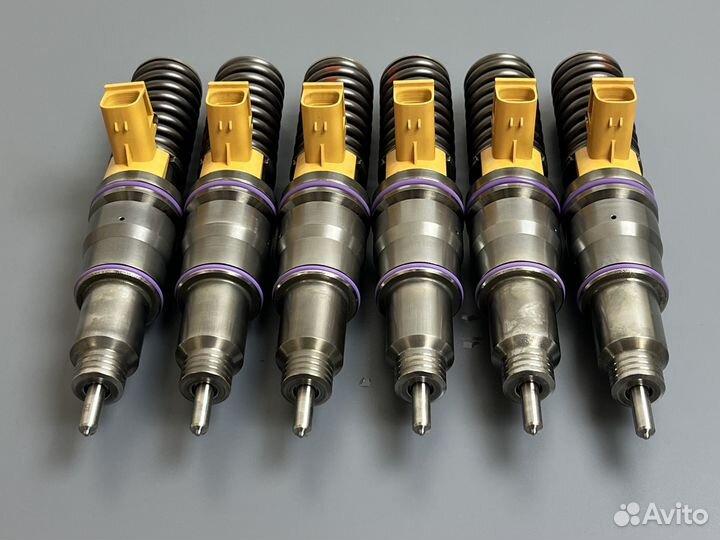 Насос-форсунки Renault DXI11 7400276948