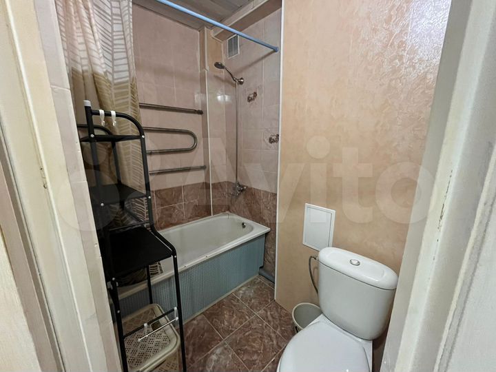 2-к. квартира, 40 м², 1/5 эт.
