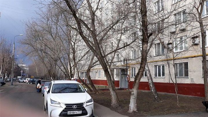 Комната 11,6 м² в 3-к., 1/9 эт.