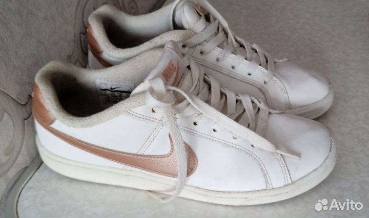 Кожаные кроссовки Nike