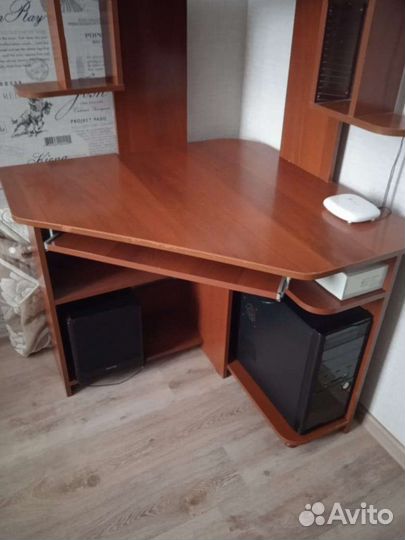 Компьютерный стол бу