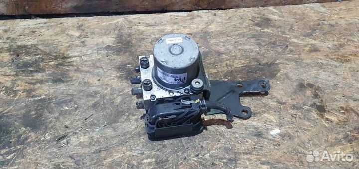 Блок ABS (насос) Kia Sportage 2016-2021