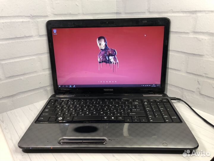 Бюджетный игровой ноутубк Toshiba 2 видеокарты