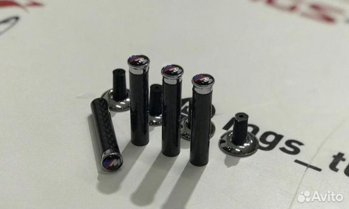 Наконечники кнопок блокировки дверей BMW Карбон