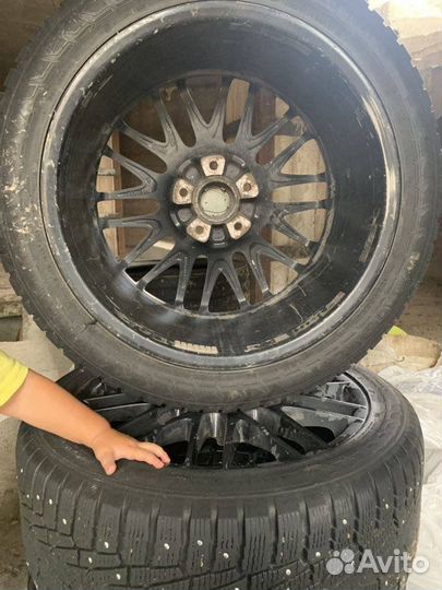 Nokian Tyres Hakkapeliitta 7 275/40 R20 106T