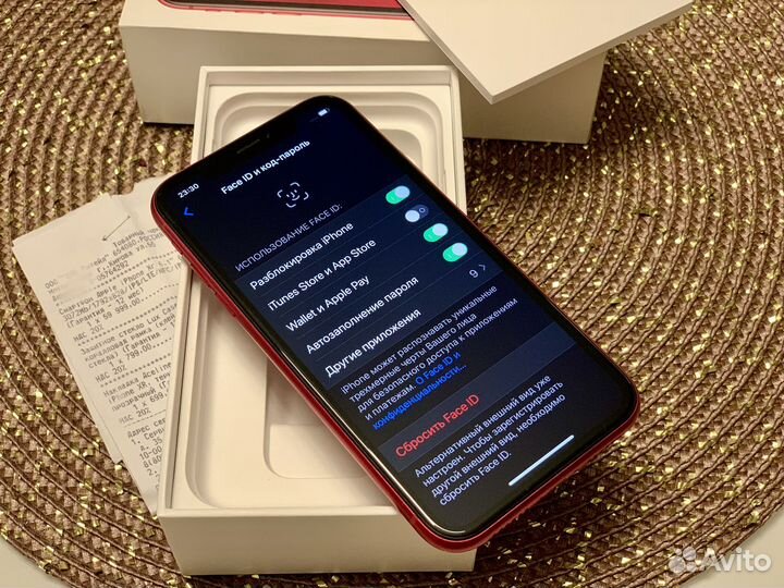 iPhone Xr, 64 ГБ