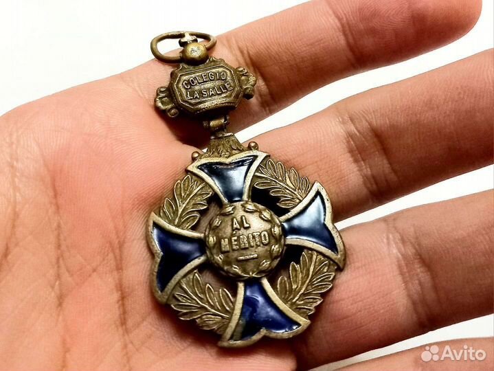 Ордена медали Награды Значки