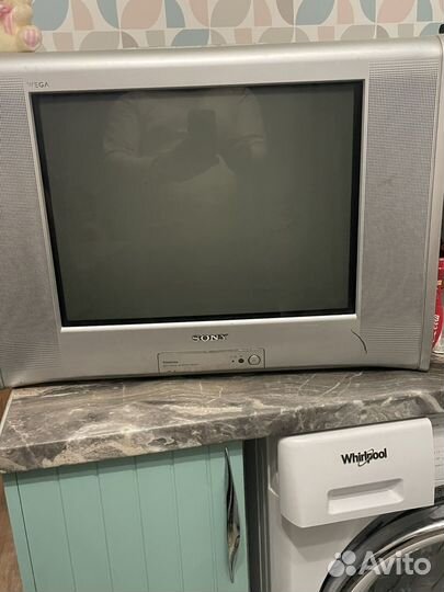 Холодильник Samsung и телевизор Sony