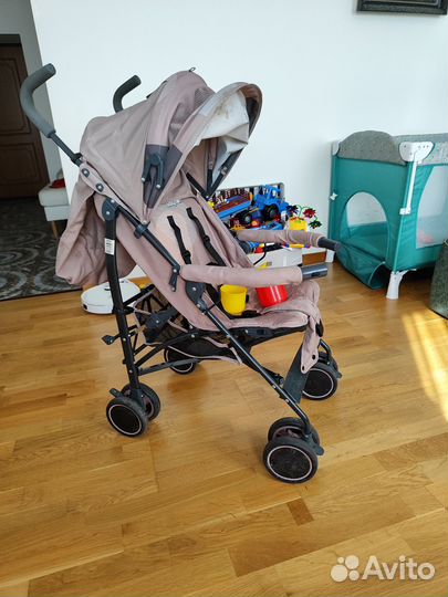 Прогулочная коляска трость