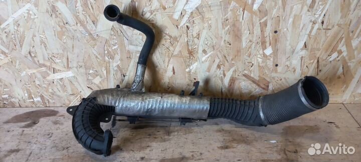 Патрубок воздушного фильтра Volvo V50