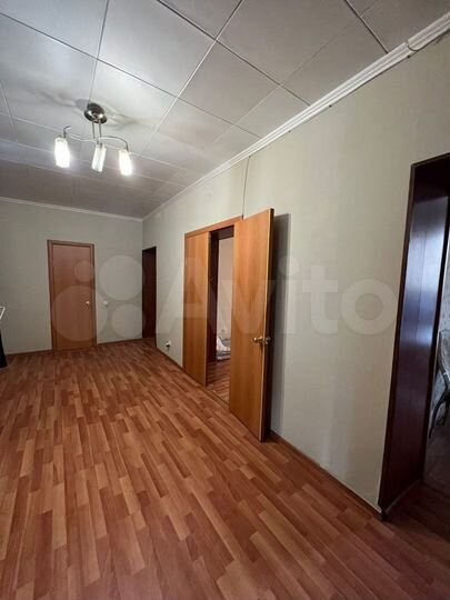3-к. квартира, 81 м², 1/12 эт.
