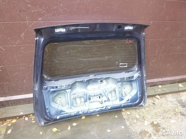 Дверь багажника со стеклом mitsubishi colt colt (Z