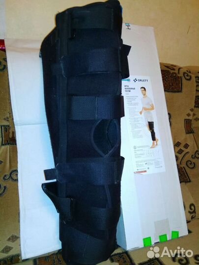 Коленный ортез 