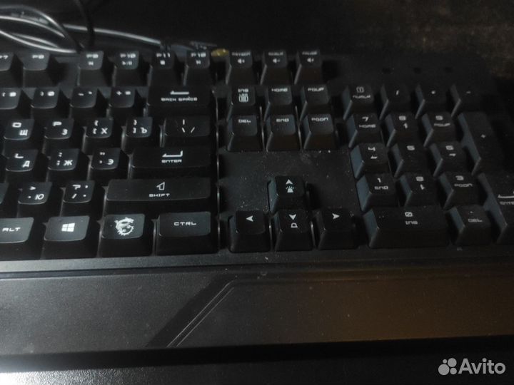 Игровая клавиатура msi
