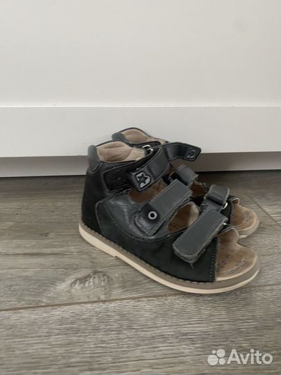 Сандалии детские для мальчиков 29р