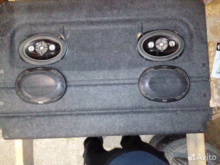 Продам заднюю полку багажника ваз 2111