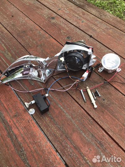 Линза фары Peugeot 407