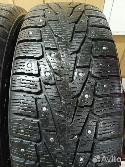 Nokian Tyres Hakkapeliitta 7 SUV 225/65 R17