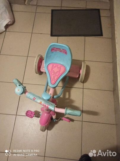 Трехколесный велосипед