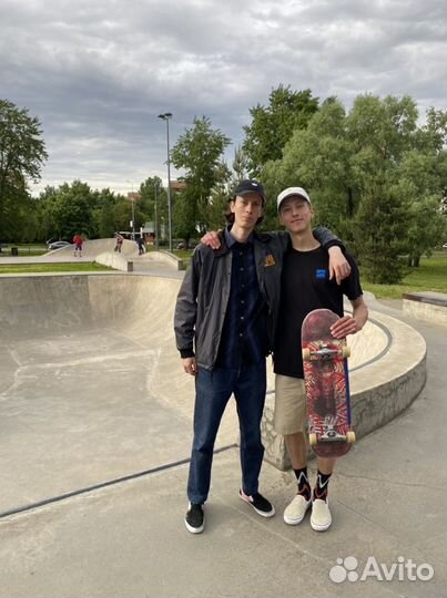 Тренер по скейтбордингу со стажем педагога