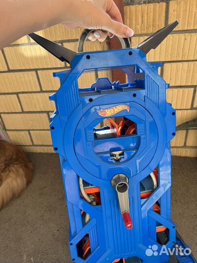 Парковка-гараж хот вилс