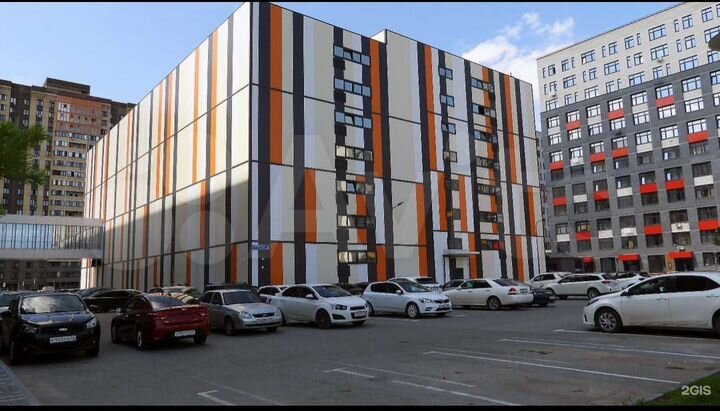 Машиноместо, 14 м²