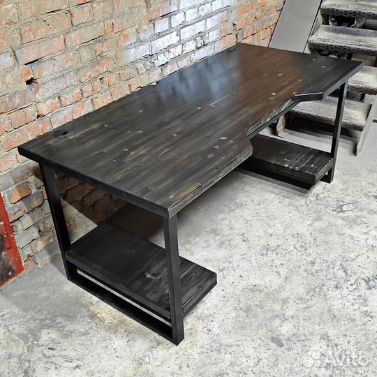 Игровой компьютерный стол лофт