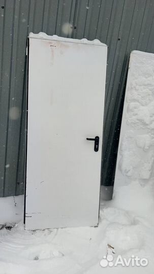 Металлическая дверь бу