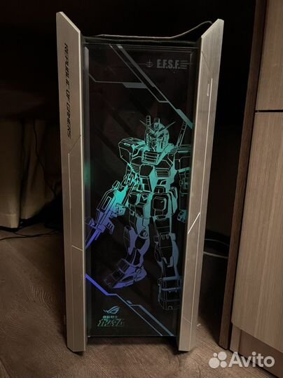 Asus rog strix helios gundam edition GX601