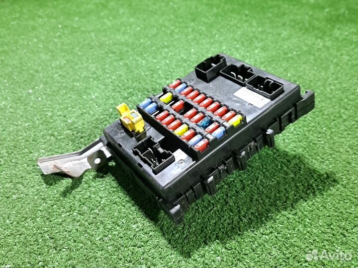 Блок предохранителей Ниссан Альмера Классик