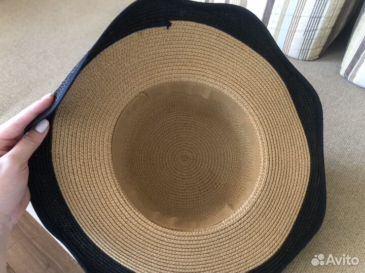 Шляпа пляжная