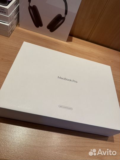 Macbook Pro 13 2020 m1 8gb 512gb