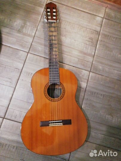 Гитара yamaha cs40