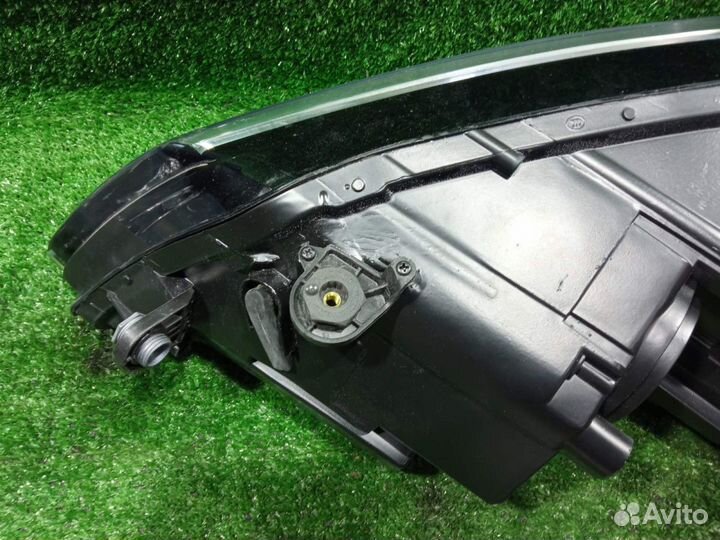 Фара Jetta (11) R б\у восстановленная