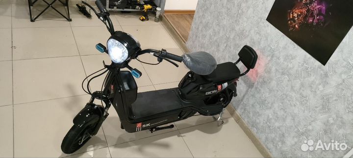 Электроскутер Электросамокат Новый