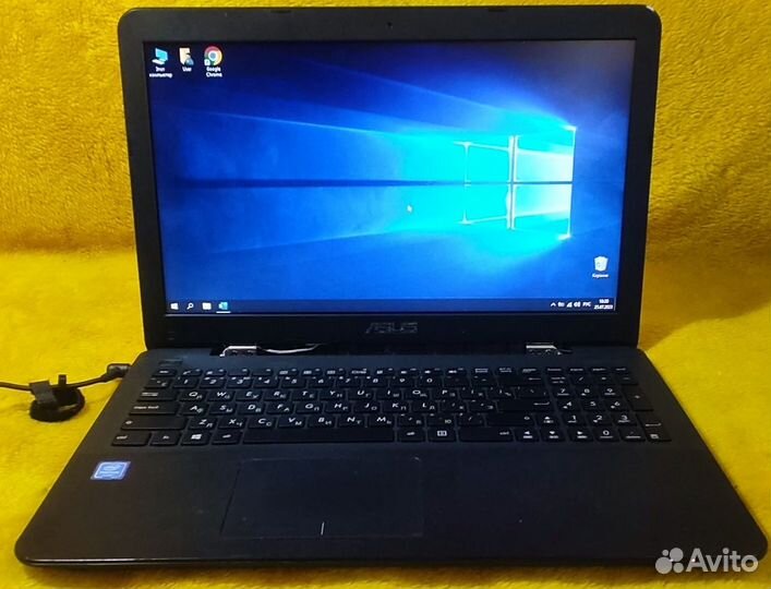 Ноутбук asus 4 ядра 8Gb SSD+HDD GeForce 920M