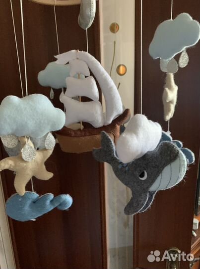 Мобиль на кроватку из фетра